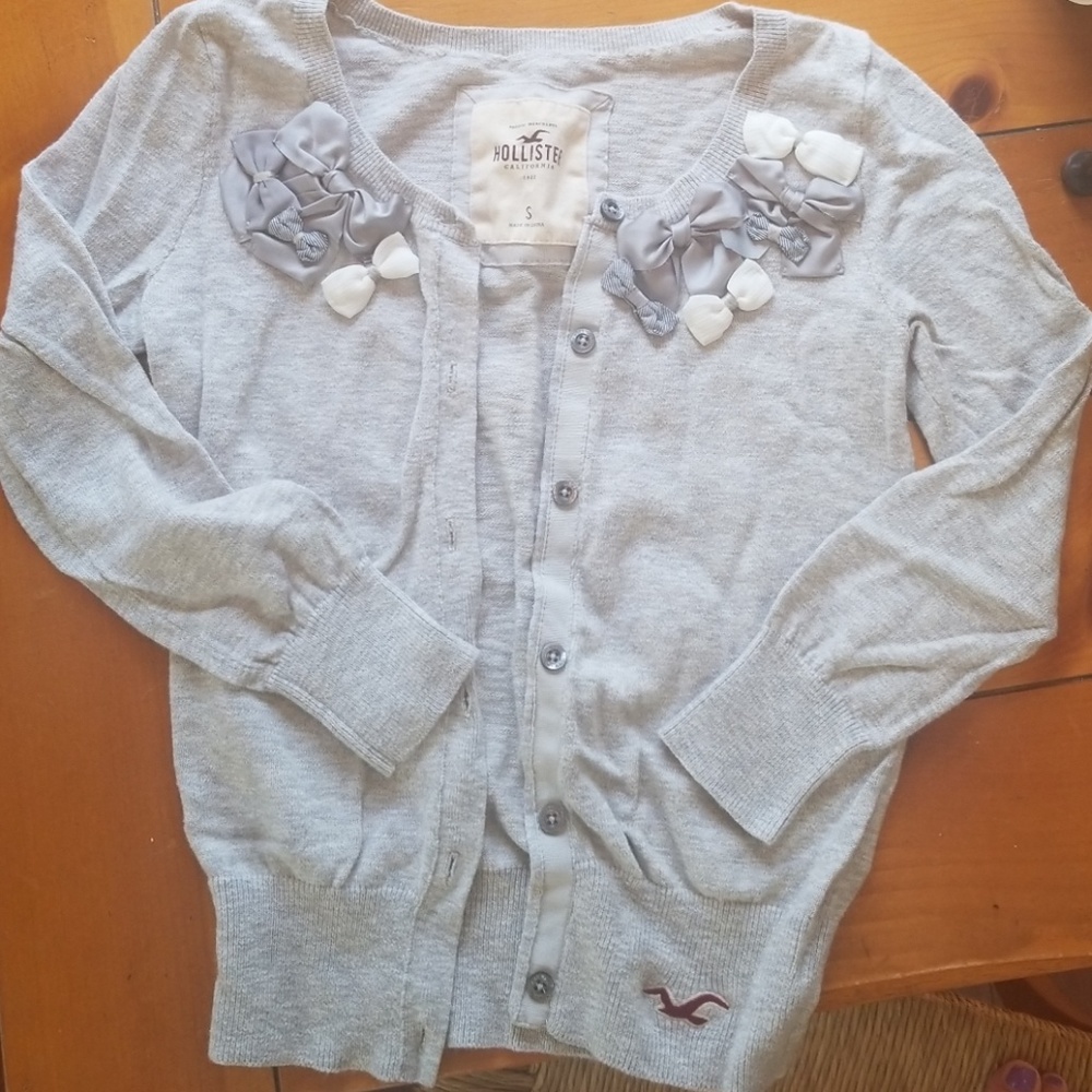 Hollister bow sweater